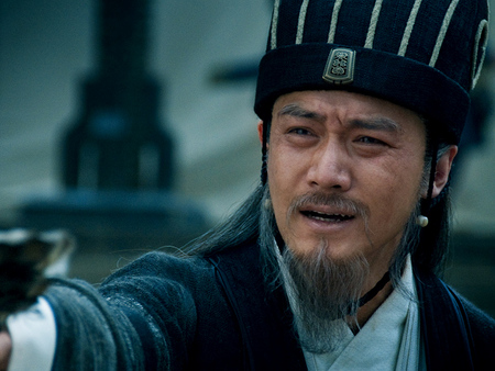 老年诸葛亮陆毅版诸葛亮随着新版《三国》在香港的播出,由陆毅饰演的